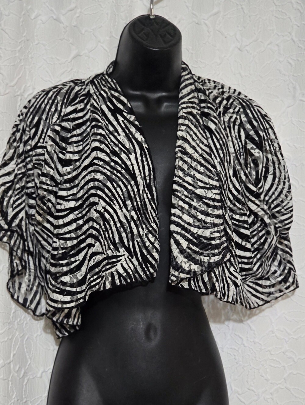 Womens Short Sleeve Black & White Semi Sheer Cropped Shrug Top Size XL